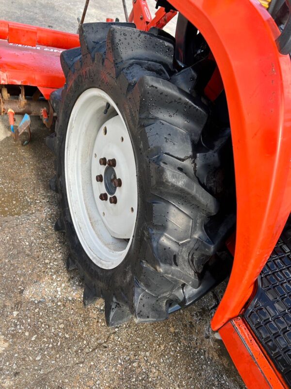 KUBOTA X20 (X-20) s rotavatorem 801MTH - Image 4