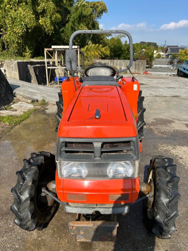 KUBOTA GL260 4x4 servo (695mth) - Image 4